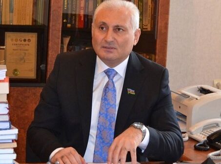DEPUTAT: “MƏTBUAT ŞURASININ GƏNCLƏŞMƏSİ ZƏRURƏTDİR”