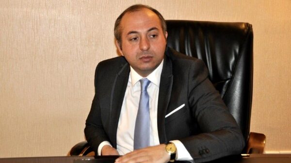 RUSLAR DABANINA TÜPÜRÜB ÖLKƏDƏN QAÇIR, PUTİNİN SƏFƏRBƏRLİYİ FİASKO YAŞAYIR – EKSPERT