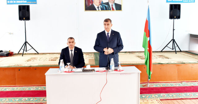 Şirvan İcra Hakimiyyətinin başçısı növbəti səyyar qəbul keçirib – FOTO