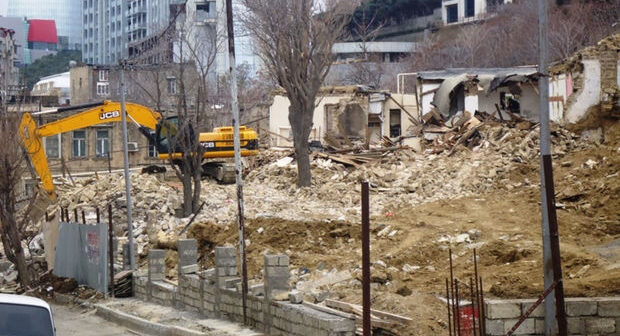 Bakının rayonlarından birində 19 bina söküləcək – Artıq rəsmi rəy verilib