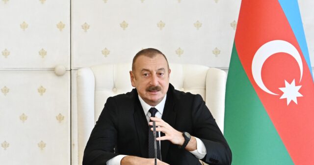 Prezident sərhəddəki vəziyyətlə bağlı müşavirə keçirdi