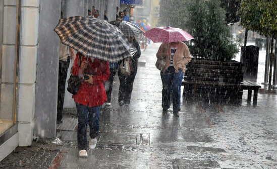 Güclü külək əsəcək, yağış yağacaq, temperatur 12 dərəcə enəcək