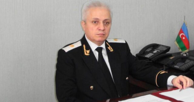 Azərbaycanda general pensiyaya görə nazirliyi məhkəməyə verdi