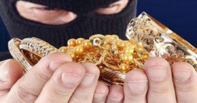 Bakıda 70 kq pul və qızıl dolu seyfi oğurlanan general görün kimdir – FOTO
