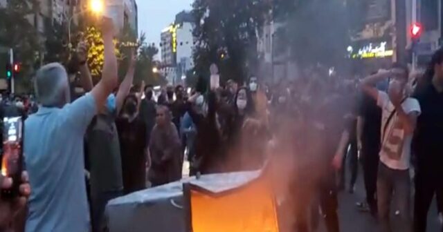 Məşhəd və Təbrizdə “Bəsic” üzvləri öldürülüb – Aksiyaların keçirildiyi şəhər sayı 83-ə çatıb