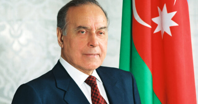 Milli ideyalara sədaqət