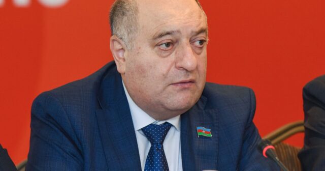 DEPUTAT: KAŞ ƏKRƏM “DAŞ YUXULAR”DAN QABAQ ÖLƏRDİ