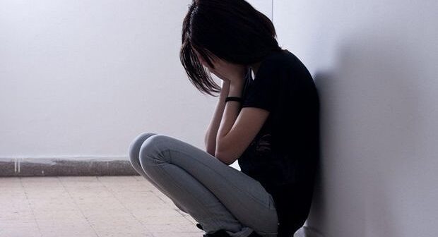 13 yaşlı qızın dünyaya gətirdiyi uşağın atası da yeniyetmə imiş – DETALLAR
