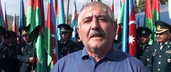 Şəhid atası bir ay öncə oğlunun toyunda deyilən şeiri yasında oxudu-VİDEO