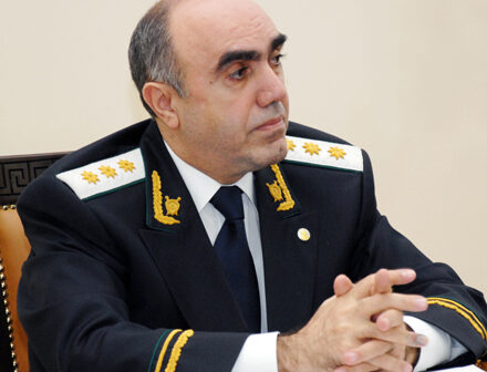 Zakir Qaralov xaricə buraxılmadı: Çıxışa stop…