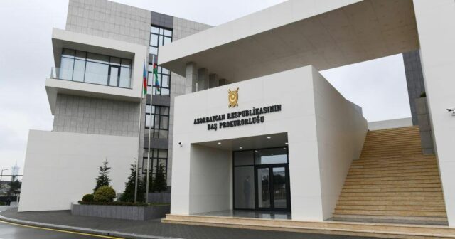 Prokurorluğun 3 vəzifəli əməkdaşının fəaliyyətinə xitam verildi