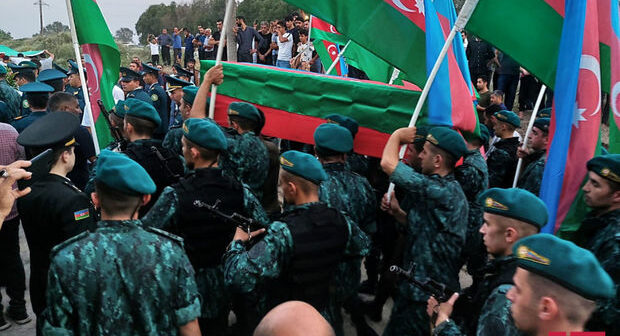 Şəhid olan hərbi qulluqçumuz Saatlıda dəfn edildi – FOTO/VİDEO