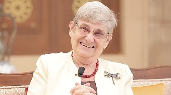 Əti səhv bişirirsiz, ona görə faydası olmur – Canan Karataydan qayda