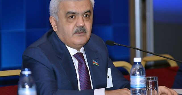 Rövnəq Abdullayevin bacanağını işdən çıxarıb aşağı vəzifə verdilər