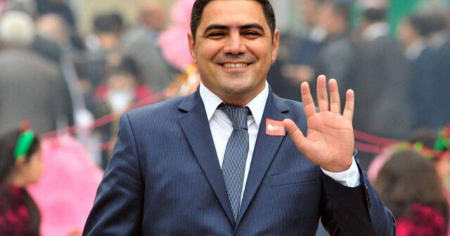 Göyçayın sabiq icra nümayəndəsi 800 min manat rüşvət alıb – İTTİHAM AKTI