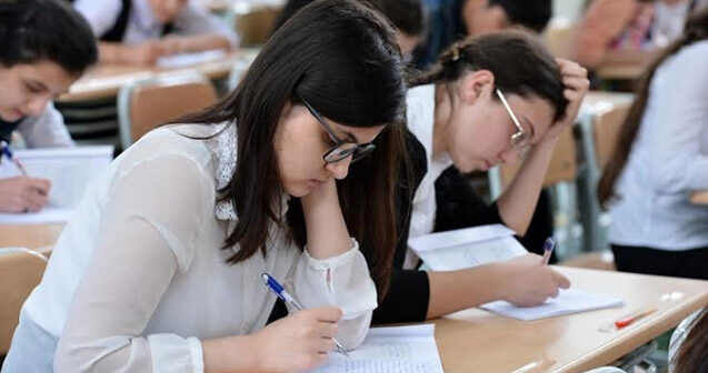 Builki qəbul imtahanlarında 600 və daha yuxarı bal toplayanların sayı açıqlanıb