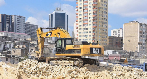 Bakıda köhnə binalar sökülüb parklanma yerləri salınacaq
