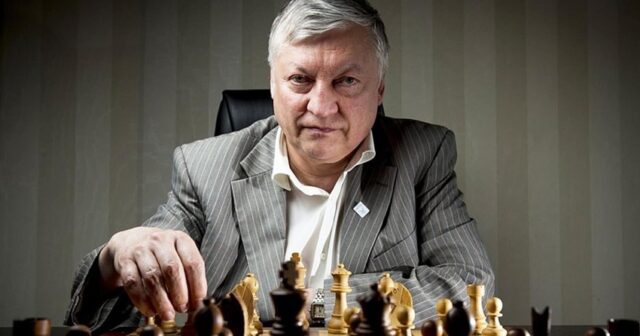 Anatoli Karpov ağır kəllə-beyin travması ilə reanimasiyaya yerləşdirilib