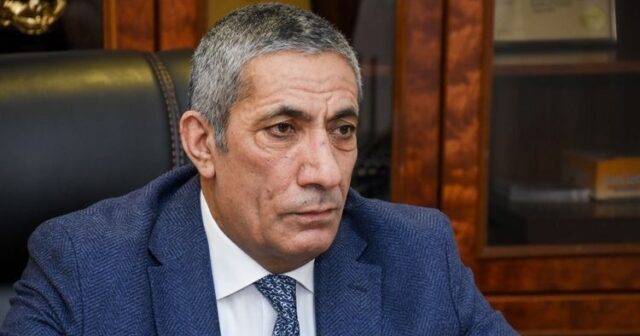 Siyavuş Novruzov: “İran ordusunun 70%-dən çoxu azərbaycanlılardır, müharibə ola bilməz”