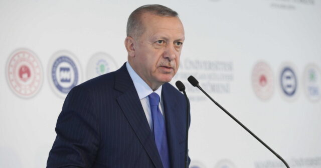 Türkiyə Prezidenti: “İsveç terrorçuları təhvil verməsə, bizi qınamasın”
