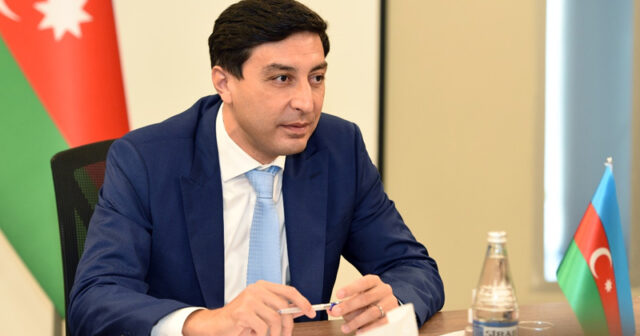 Nazir Aparat rəhbərini vəzifəsindən azad etdi