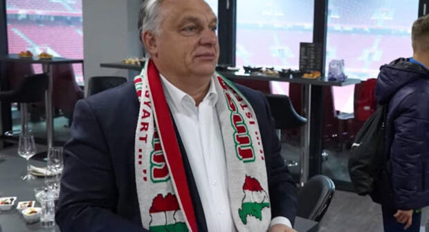 Orbandan qalmaqallı şərfilə bağlı açıqlama: “Futbol siyasətdən kənardır” – FOTO