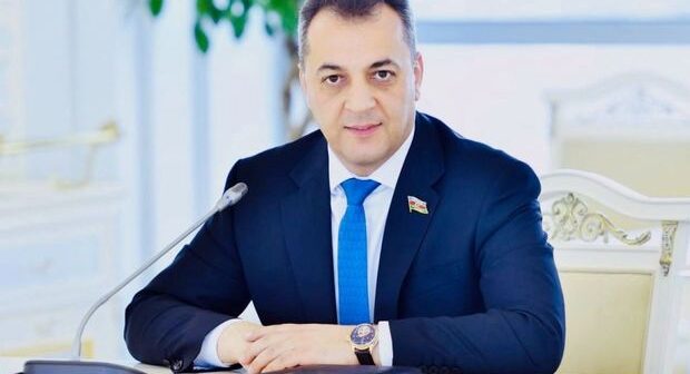 Vüqar İskəndərov: “Korrupsiyanın kökünün kəsilməsi üçün ölkə başçısının siyasi iradəsi var”