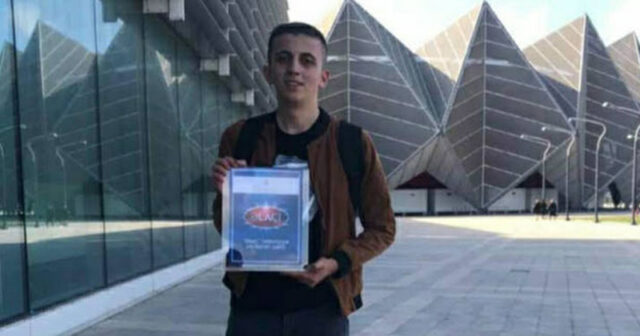 Rekorda imza atan azərbaycanlı məktəbli danışdı (FOTO/VİDEO)