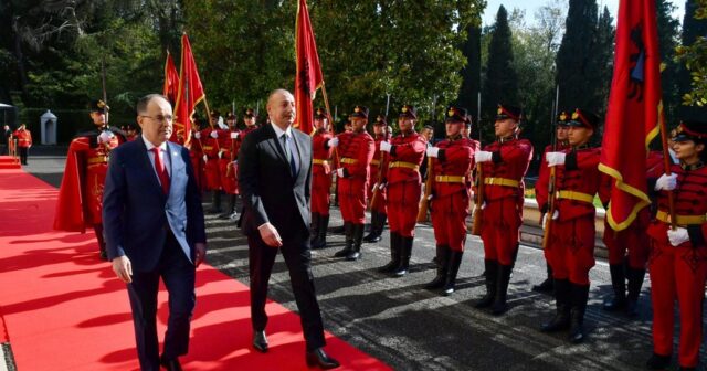 Prezident İlham Əliyev albaniyalı həmkarını Azərbaycana rəsmi səfərə dəvət edib