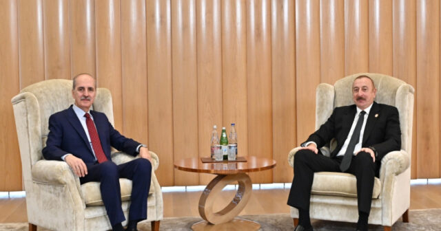 İlham Əliyev Tokayevi təbrik etdi
