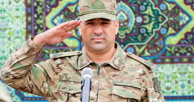 Prezident Mayis Bərxudarova general-leytenant rütbəsi verdi
