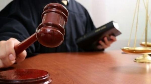Ərəb əsilli iş adamı Dövlət Vergi Xidmətini məhkəməyə verdi