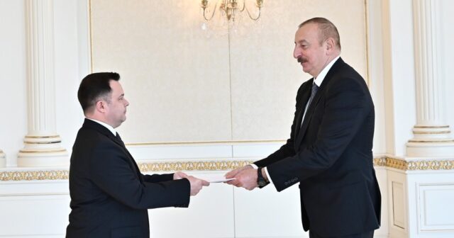 İlham Əliyev Moldovanın yeni səfirinin etimadnaməsini qəbul etdi-FOTO