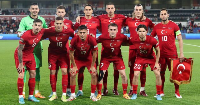 TÜRKİYƏ FİFA DÜNYA REYTİNQİNDƏ İRƏLİLƏYİB