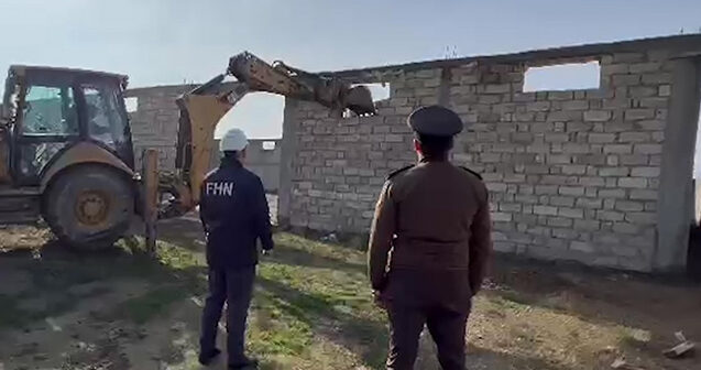 Qanunsuz tikililər belə söküldü – Video