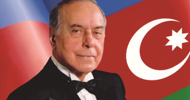 Heydər Əliyevin anım günüdür