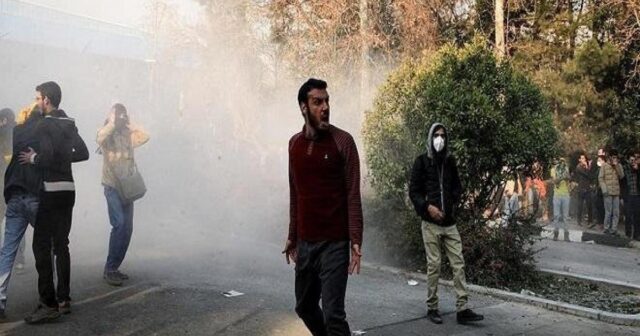 İranda etirazlar davam edir