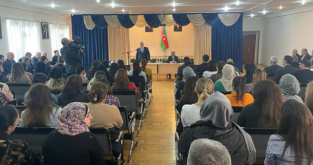 Nəsimidə dekabrda səyyar qəbullarda sakinlərin müraciətləri dinlənilib – Fotolar