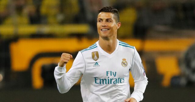 RONALDO “REAL MADRİD”İN BAZASINDA – FOTO