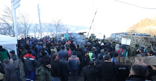 Xankəndi yolundakı aksiyanın iştirakçıları qərar verdi: Çadırlarda gecələyəcəklər