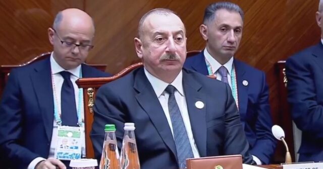 Prezidentlərin geniş tərkibdə görüşü oldu