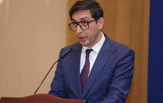 Fərid Qayıbov yenidən Avropa Gimnastikasının prezidenti seçildi