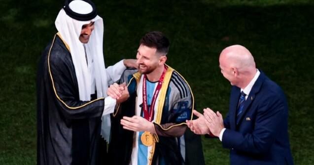 MESSİ FİFA QAYDALARINI POZUB