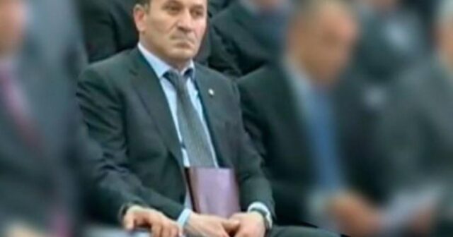 Həbsdə olan sabiq icra başçısı sahibkarı məhkəməyə verib