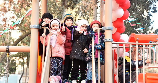 Nəsimidə növbəti “Abad həyət” sakinlərin istifadəsinə verildi – Fotolar