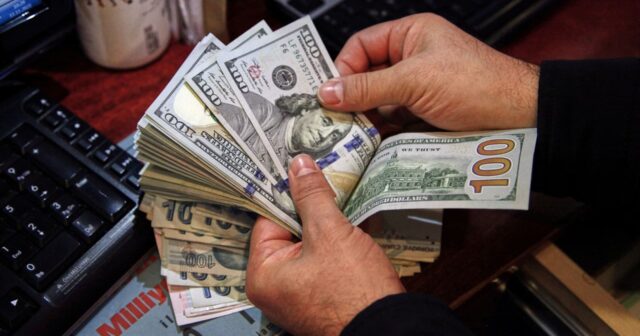 Azərbaycanda dollar ucuzlaşacaqmı? – FOTO