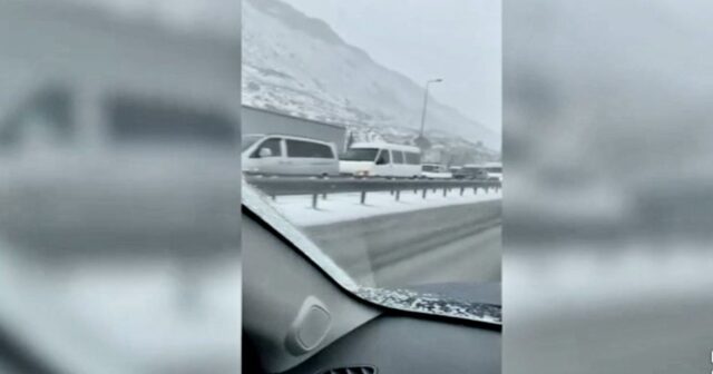 Sədərəkdən Bakıya doğru sonu görünməyən tıxac – VİDEO