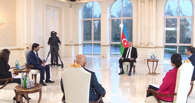 İlham Əliyev yerli televiziya kanallarına müsahibə verib – Video