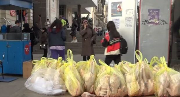 Bazarlara murdar olmuş toyuq çıxarılır? – VİDEO