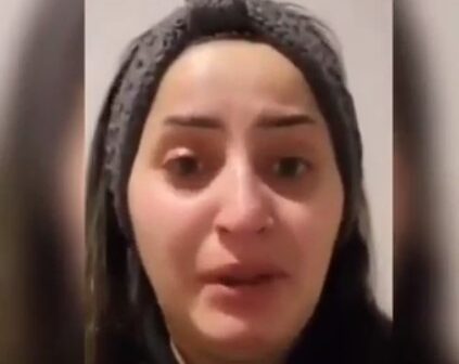 Məktəbdə ayaqyoluna görə etiraz edən müəllim AĞLADI-VİDEO
